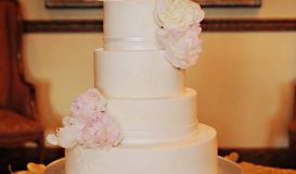 wedding cake decor