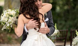 Floral design studio, floral design for weddings, bridal bouquets, boutonniere